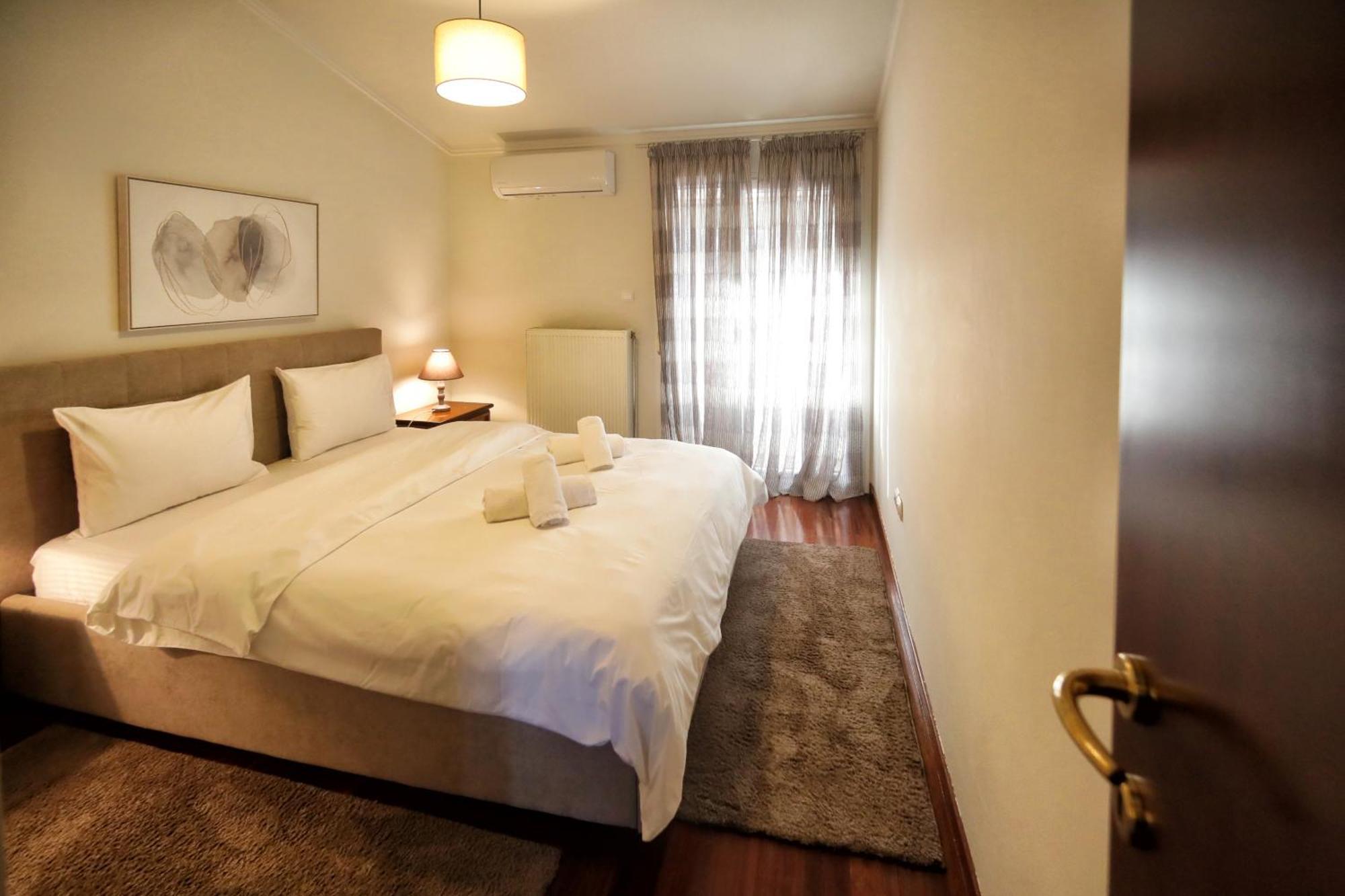 Swan Lake Front Apartment Kastoria Extérieur photo
