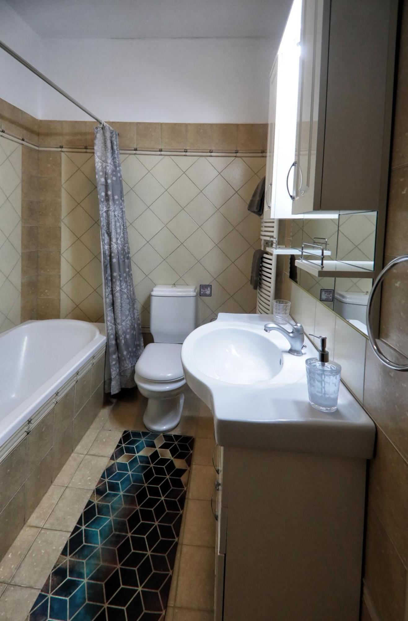 Swan Lake Front Apartment Kastoria Extérieur photo